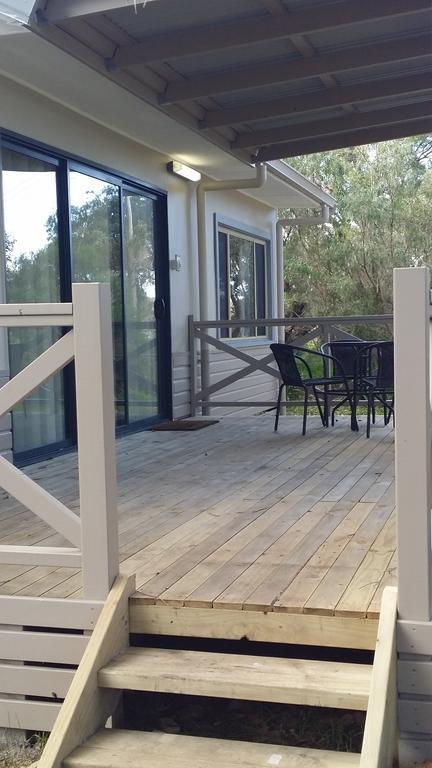 Lilacs Waterfront Villas & Cottages 올버니 외부 사진