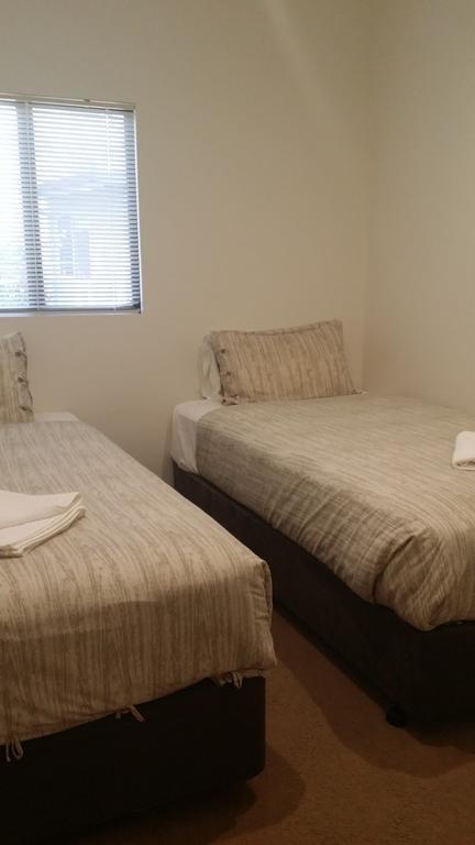 Lilacs Waterfront Villas & Cottages 올버니 외부 사진